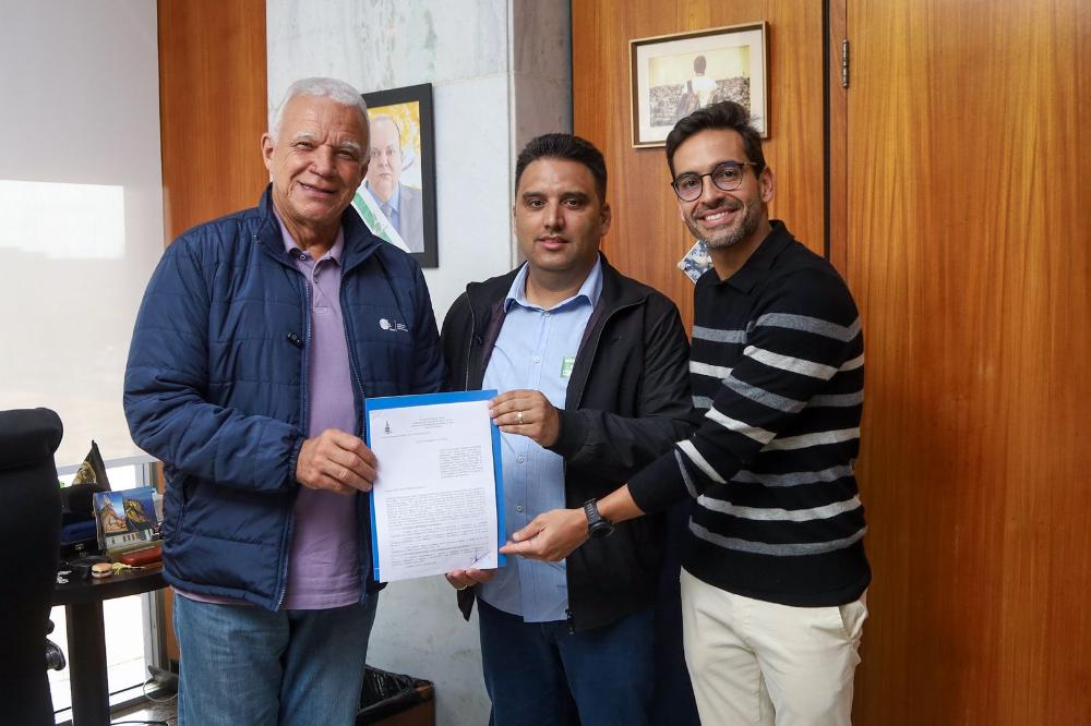 Capa da notícia: GDF firma nova parceria para reforma de espaço urbano no Gama